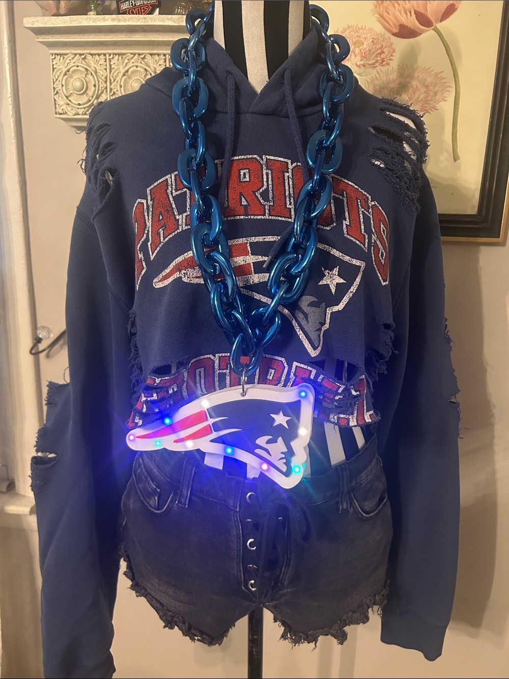 One of a Kind Rare Patriots cropped/distressed hoodie Patriots Light up chain